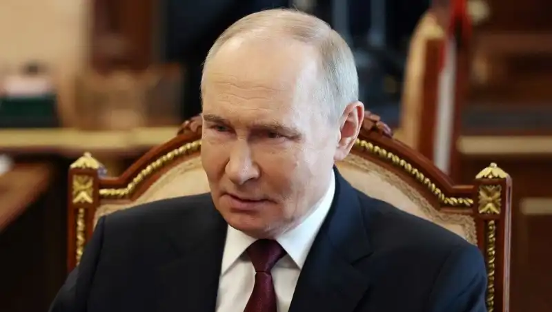 Putin, İran ile Stratejik Ortaklık Anlaşmasını Onayladı: Gelecek Ne Getirecek?