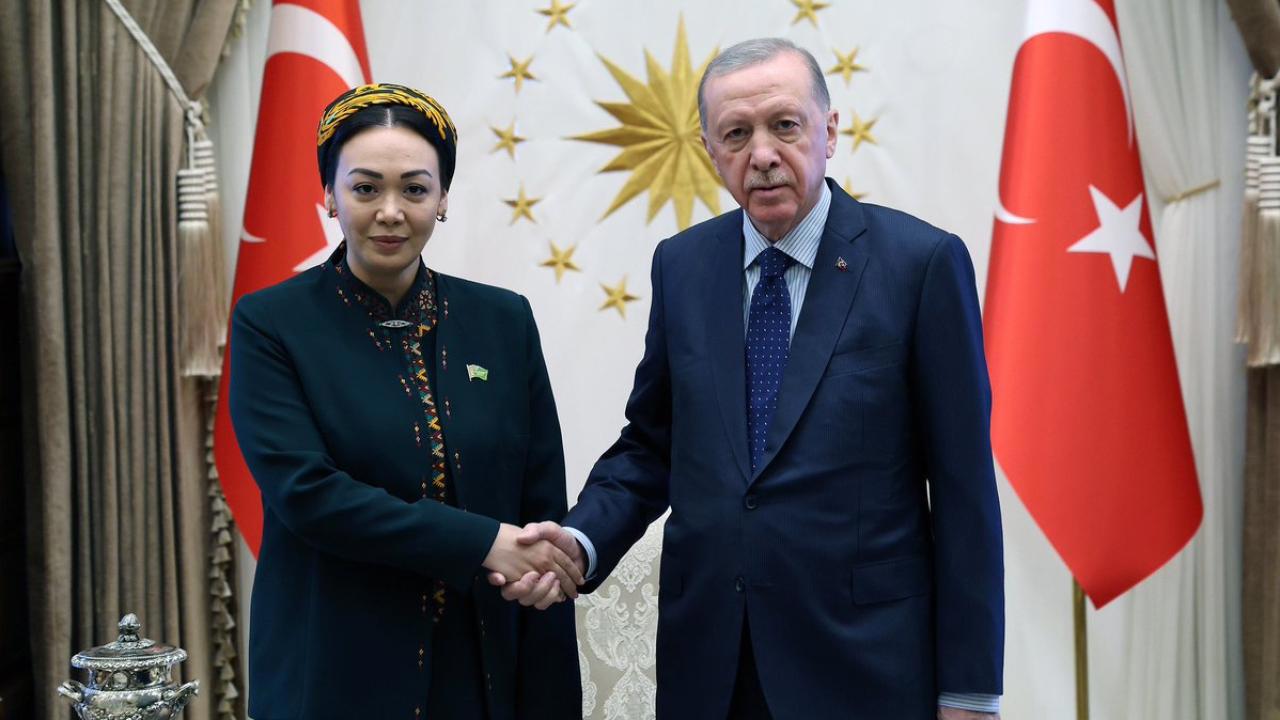 Cumhurbaşkanı Erdoğan, Dünya Güzel Gulmanova'yı Kabul Etti