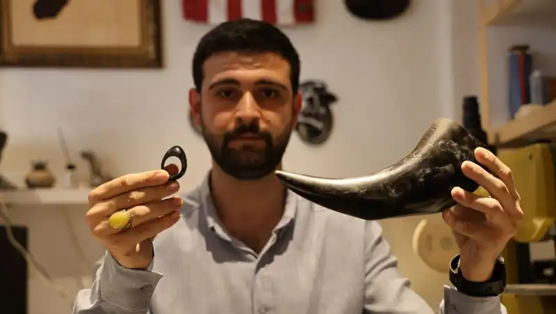 Türk Savaşçılarının Gizli Silahı: Manda Boynuzundan Yapılan Eşsiz Ekipman