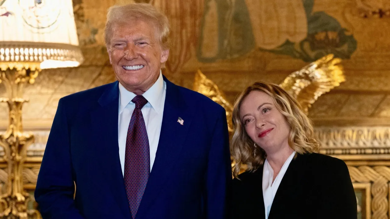 Trump, Meloni ile Görüştü: "Harika Bir Kadınla Beraberim, Avrupa’yı Kasıp Kavuruyor"