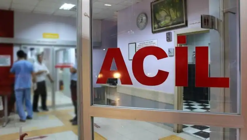 Burdur'da Bıçaklı Kavga: Sokakta Kan Donduran Anlar