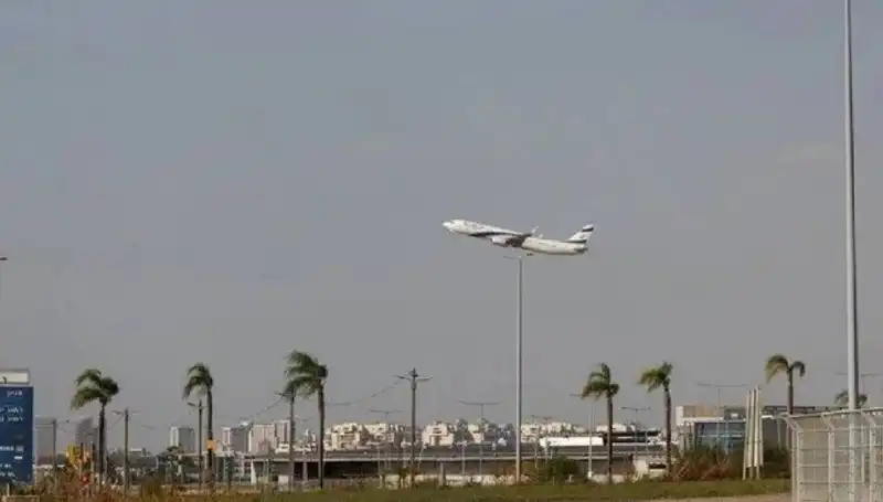 Yemenli Husiler Ben Gurion Havalimanı'na Saldırı Düzenledi, Reaksiyon Büyüdü