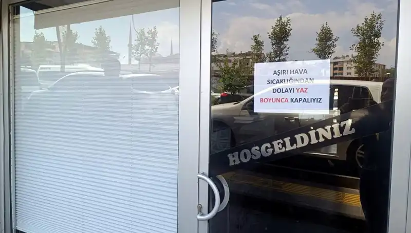 Afrika Sıcakları Esnafı Vurdu: Yaz Boyu Dükkanlar Kapandı!