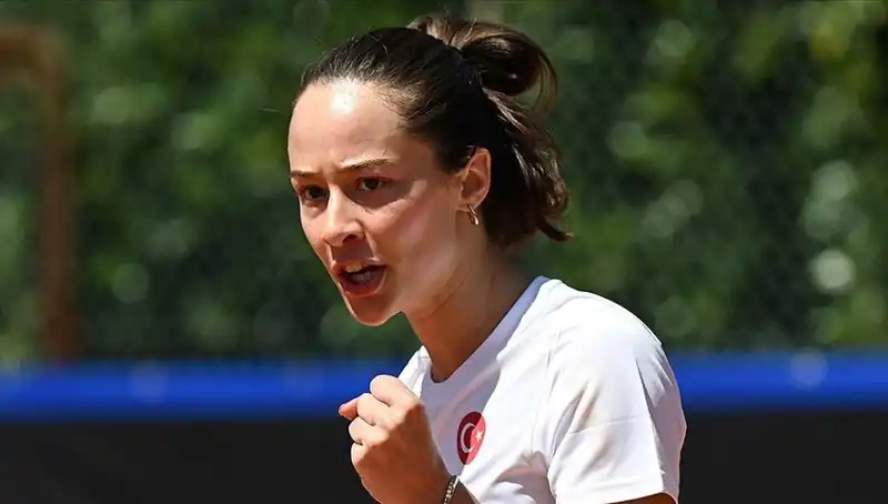 Milli Tenisçi Zeynep Sönmez Finalde, Şampiyonluk İçin Mücadele Ediyor!
