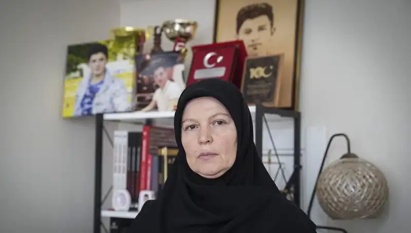 15 Temmuz’un Unutulmayan Kahramanı: 16 Yaşındaki Mahir Ayabak ve Annesinin Yüreği