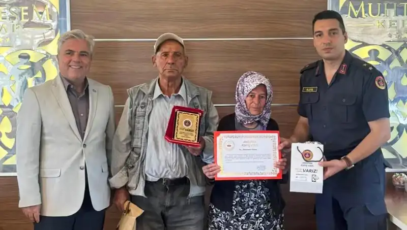 Tek Varlıkları Olan Evi Jandarmaya Bağışlayan Ailenin Duygusal Hikayesi
