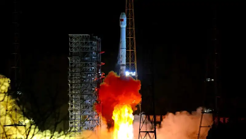 Çin’in Yeni Hedefi: Tienvın-2 Asteroid Keşif Aracı Uzaya Fırlatıldı!