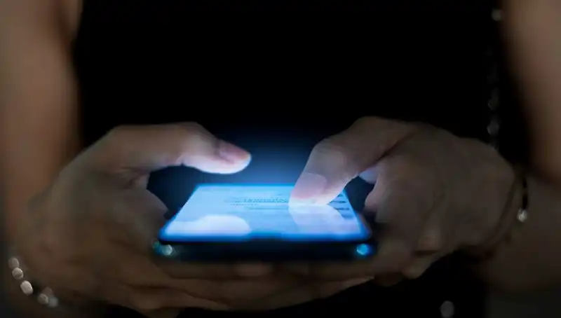 Narsisizm Belirtileri Artık Telefon Alışkanlıklarımızda mı Gizli?