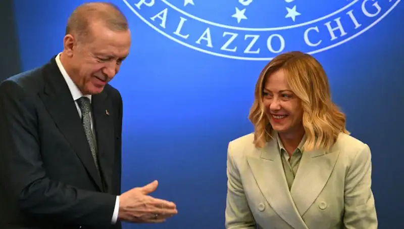 Türkiye-İtalya Zirvesi: Erdoğan'dan AB Süreci İçin Olumlu Mesajlar