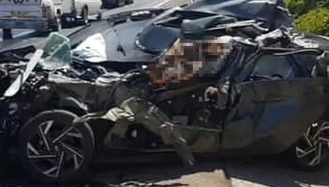 Şanlıurfa'da Trafik Kazası: Otomobil Tankere Çarptı, 1 Kişi Hayatını Kaybetti
