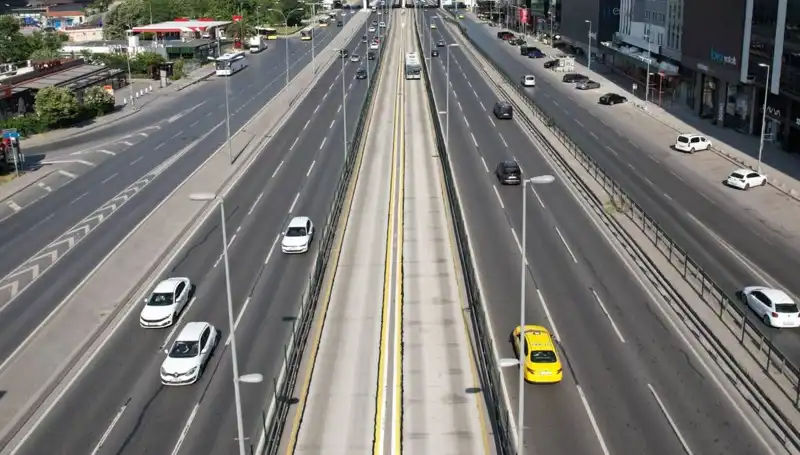 İstanbul Bayramda Neden Boşaldı? Ulaşımda Çarpıcı Değişiklikler