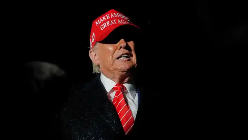 Yüksek Mahkeme’nin Kararı: Trump’a Göçmenlerin Yasal Statüsünü İptal Etme Yetkisi Verildi