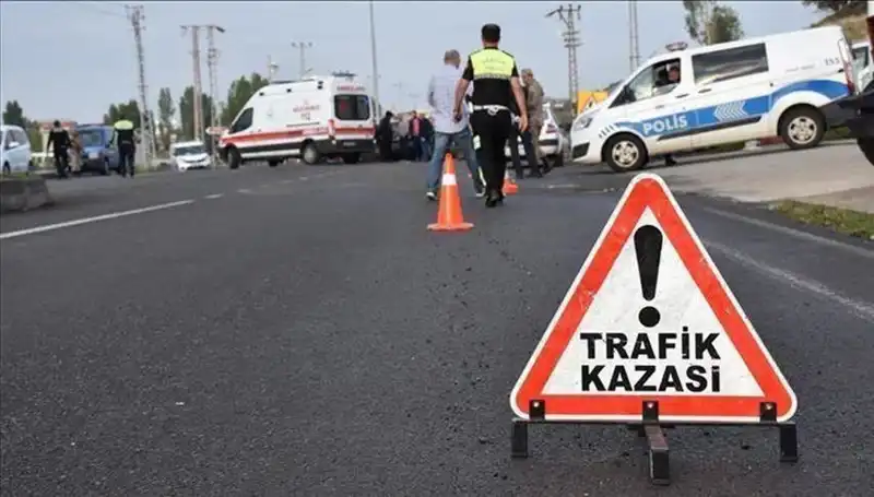 Tekirdağ'da Kontrolden Çıkan Otomobil Feci Kazaya Neden Oldu: Bir Can Aldı