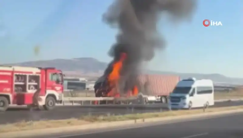Ankara'da TIR Kazası Sonrası Yangın! Olayın Detayları Şok Edici