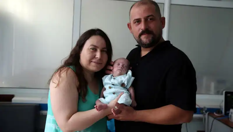 Prematüre Bebeğin Hayata Tutunma Mücadelesi: 800 Gramdan 5 Aya