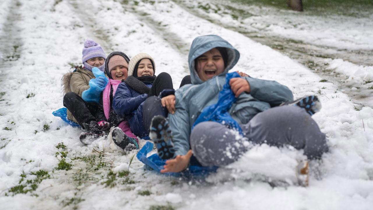 İstanbul'da Kar Şiddeti: Okullar Tatil Edildi